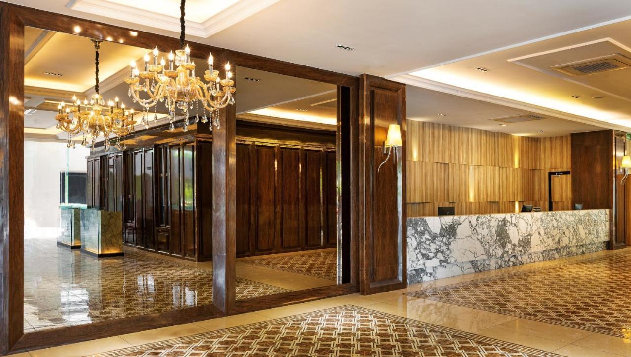 Le'Venue Hotel Бангі Екстер'єр фото