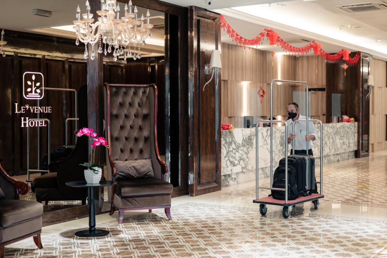 Le'Venue Hotel Бангі Екстер'єр фото